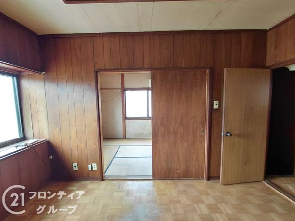 京都市山科区御陵鴨戸町の中古一戸建て