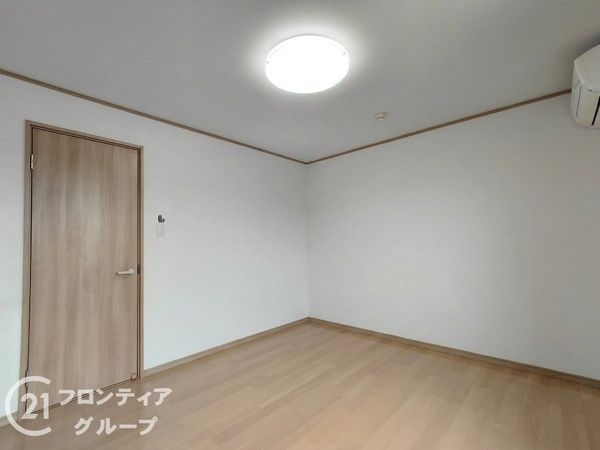 京都市山科区厨子奥苗代元町の中古一戸建て