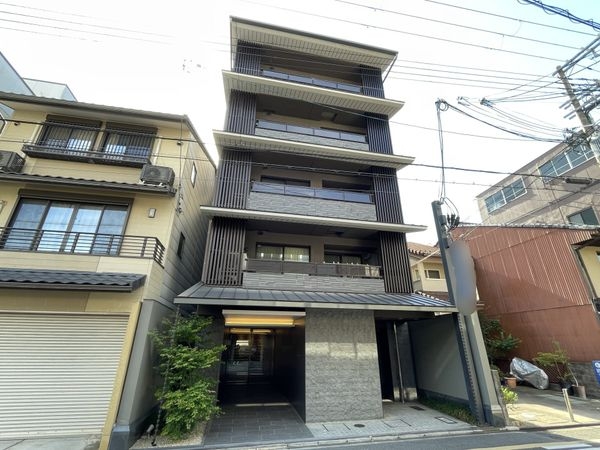 シャリエ御所南柳馬場二条　中古マンション