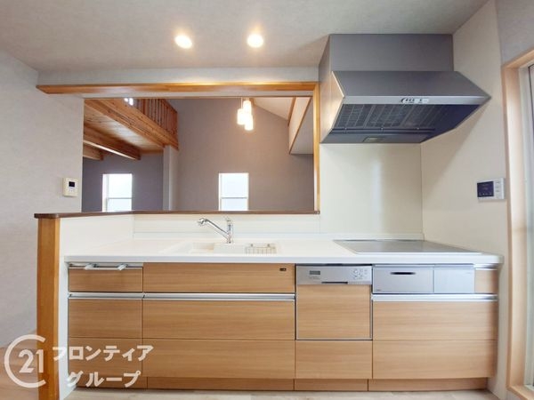 城陽市富野北角　中古一戸建て