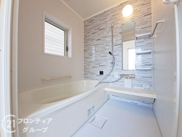 城陽市富野北角　中古一戸建て
