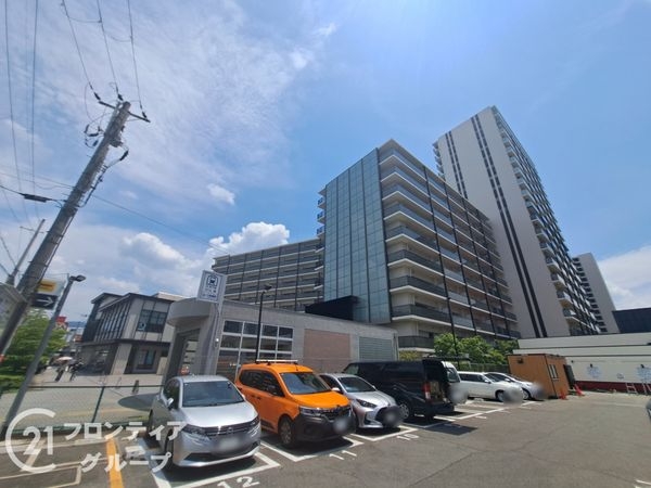 クラッシィハウス京都六地蔵ゲートテラス・ゲートタワー棟　中…