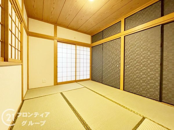 向日市上植野町の中古一戸建て