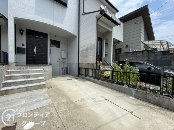 向日市上植野町の中古一戸建て