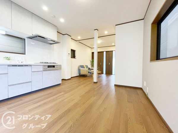 向日市上植野町の中古一戸建て