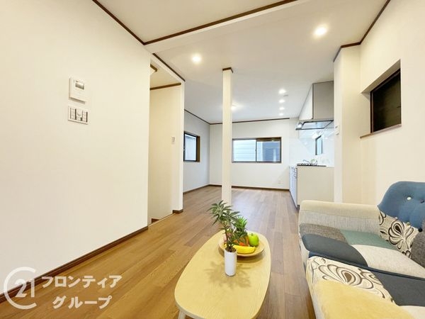 向日市上植野町の中古一戸建て
