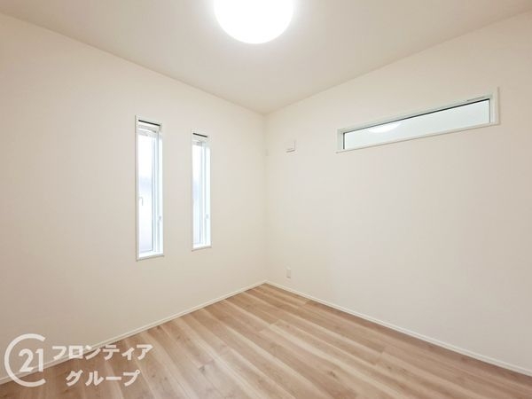 宇治市小倉町南浦　新築一戸建て　全１区画