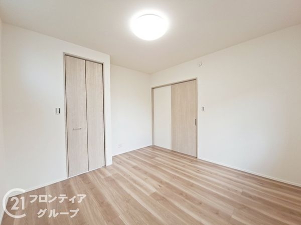 宇治市小倉町南浦　新築一戸建て　全１区画