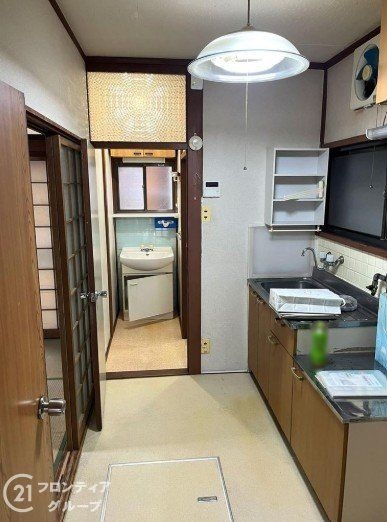 向日市鶏冠井町沢ノ東　中古一戸建て