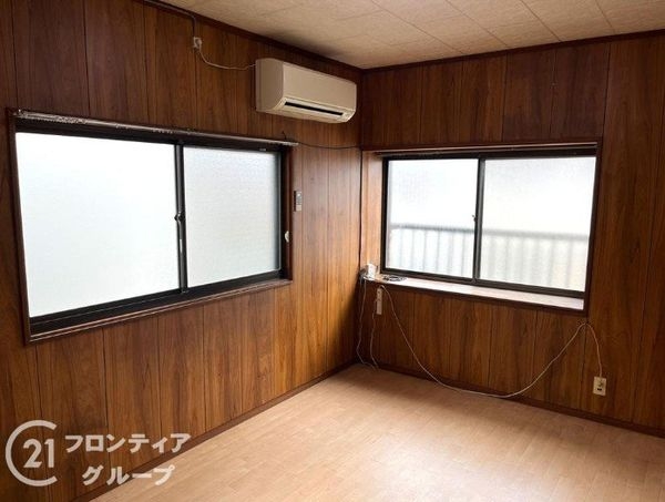 向日市鶏冠井町沢ノ東　中古一戸建て