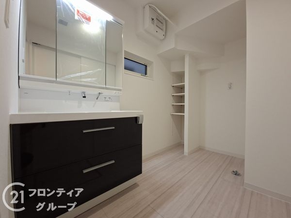 宇治市小倉町南浦　新築一戸建て　１号棟