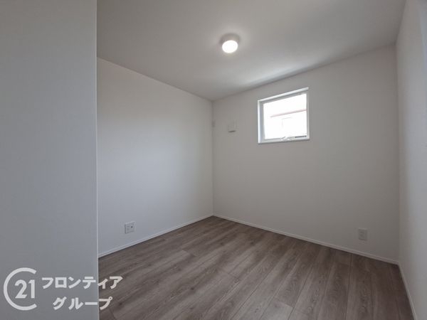 宇治市小倉町南浦　新築一戸建て　１号棟