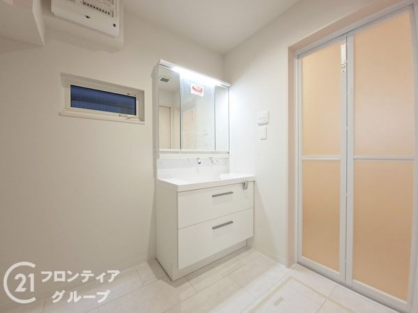 宇治市小倉町南浦　新築一戸建て　２号棟