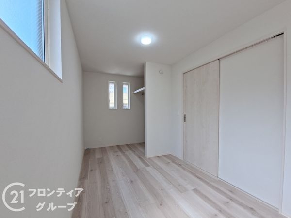 宇治市小倉町南浦　新築一戸建て　２号棟