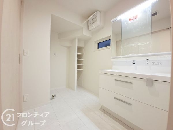 宇治市小倉町南浦　新築一戸建て　２号棟