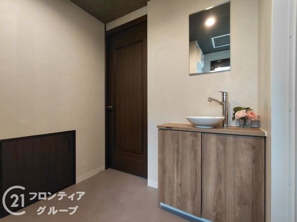 宇治市羽戸山３丁目の中古一戸建て