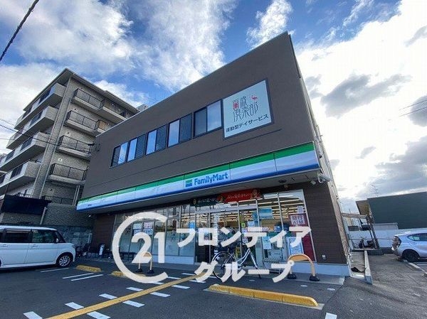 ラフィーネ城陽駅前　中古マンション(ファミリーマート城陽駅南店)