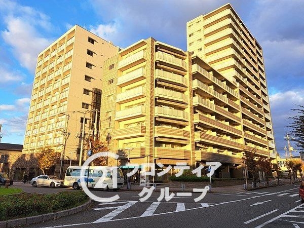 ラフィーネ城陽駅前　中古マンション