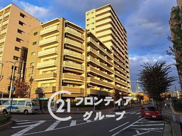 ラフィーネ城陽駅前　中古マンション