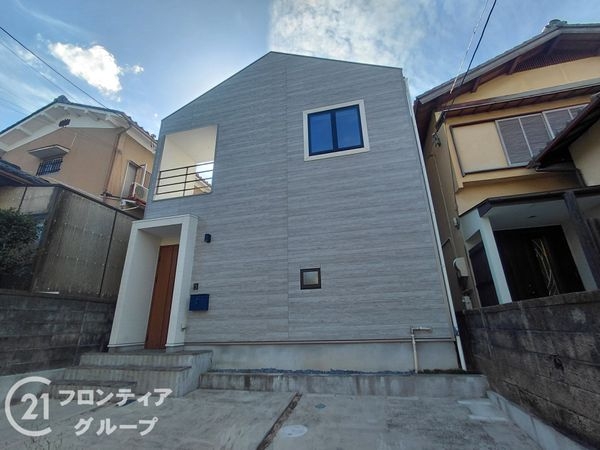 宇治市木幡御蔵山の中古一戸建て