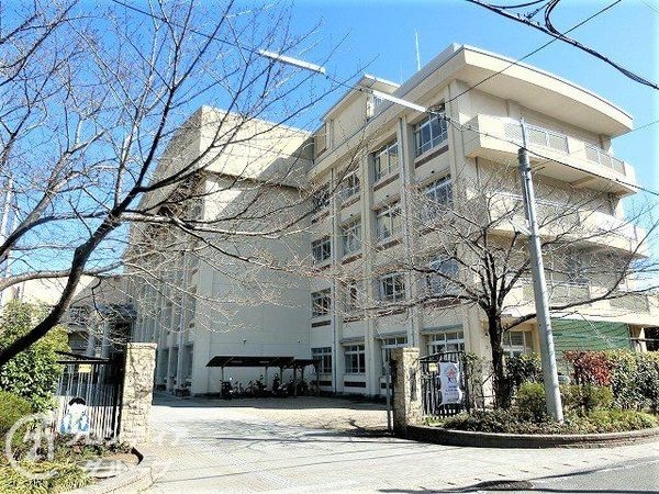 京都市山科区御陵鴨戸町　新築一戸建て　全１区画(京都市立花山中学校)