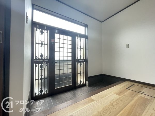 長岡京市今里樋ノ尻の中古一戸建て