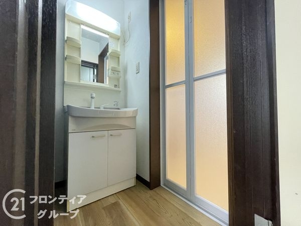長岡京市今里樋ノ尻の中古一戸建て
