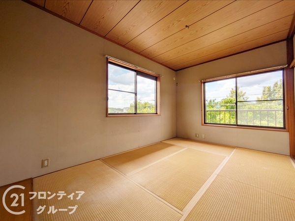 大津市里６丁目の中古一戸建て
