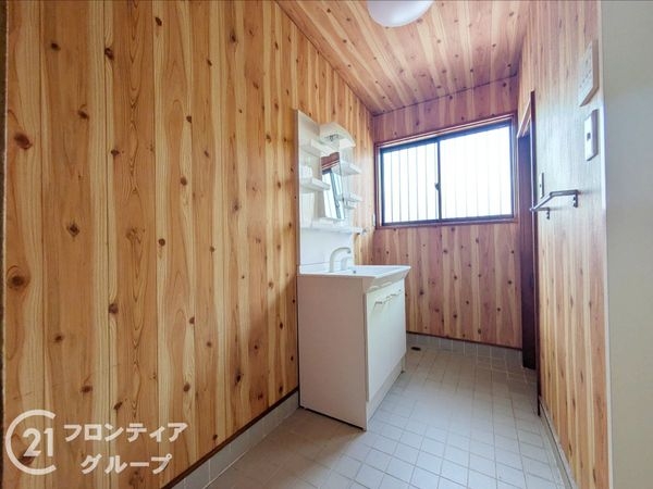 大津市里６丁目の中古一戸建て
