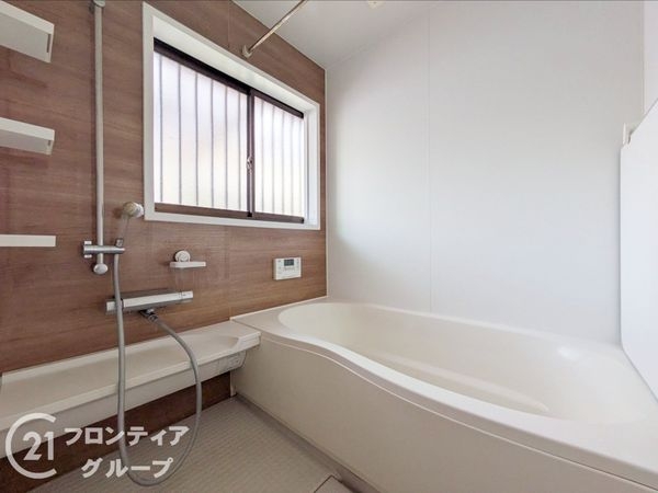 大津市里６丁目　中古一戸建て