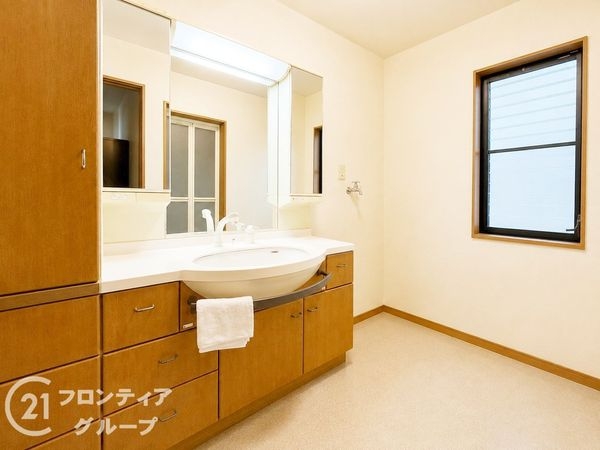 八幡市橋本意足の中古一戸建て