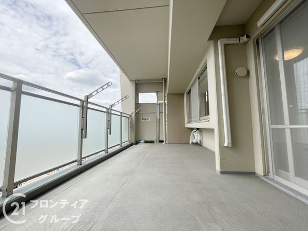 京阪東ローズタウン・ファインガーデンあゆみヶ丘Ａ棟　中古マ…