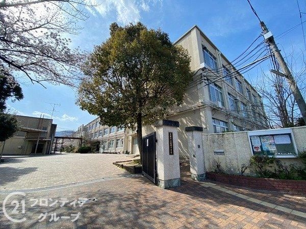 ライトコート嵯峨　中古マンション(京都市立嵯峨中学校)