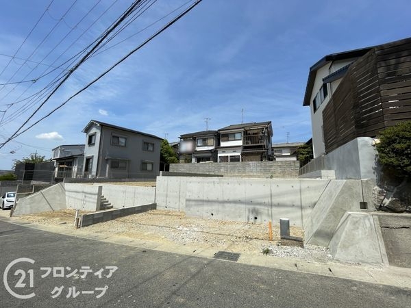 城陽市久世下大谷　新築一戸建て　１期　２号棟