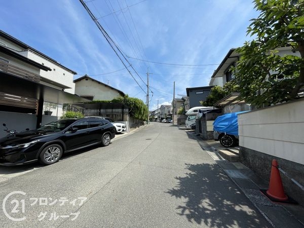 城陽市久世下大谷　新築一戸建て　１期　２号棟