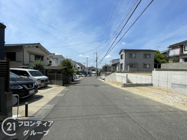 城陽市久世下大谷　新築一戸建て　１期　２号棟