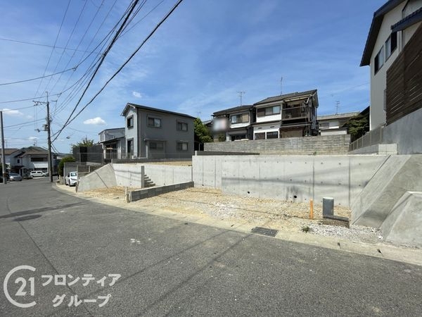 城陽市久世下大谷　新築一戸建て　１期　２号棟