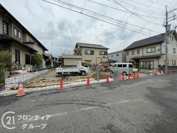 京田辺市草内山科　新築一戸建て　１期　２号棟