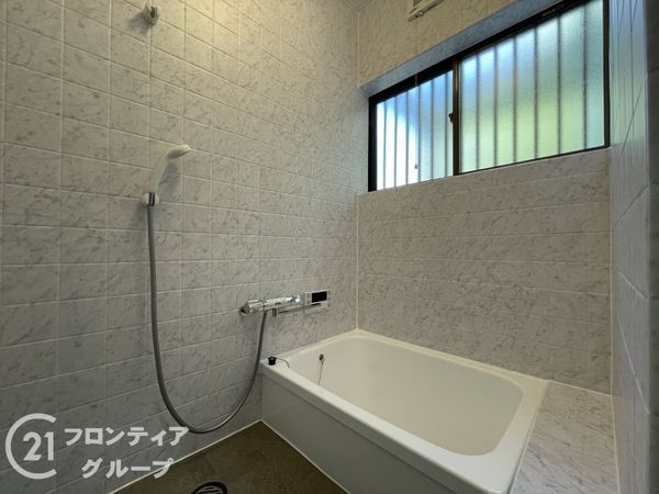 宇治市木幡南山　中古一戸建て