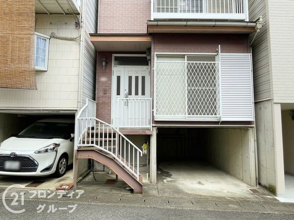 京都市山科区勧修寺西栗栖野町の中古一戸建て