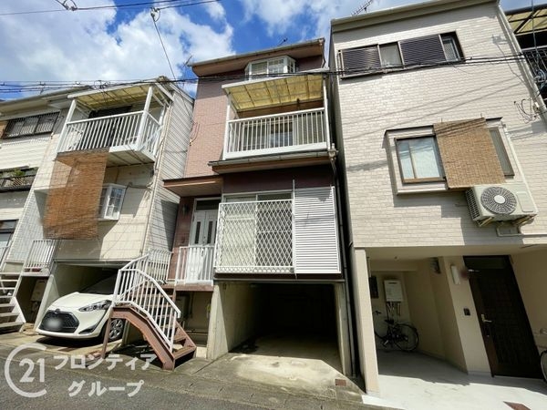 京都市山科区勧修寺西栗栖野町の中古一戸建て