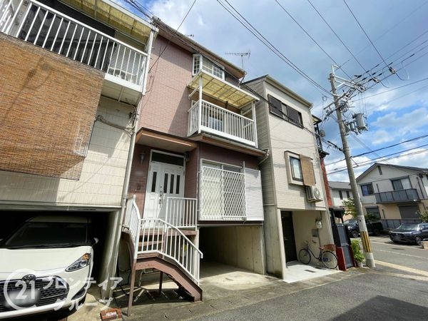 京都市山科区勧修寺西栗栖野町の中古一戸建て