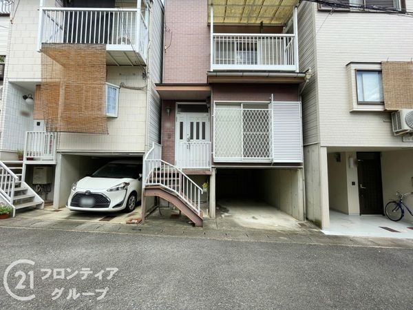 京都市山科区勧修寺西栗栖野町の中古一戸建て