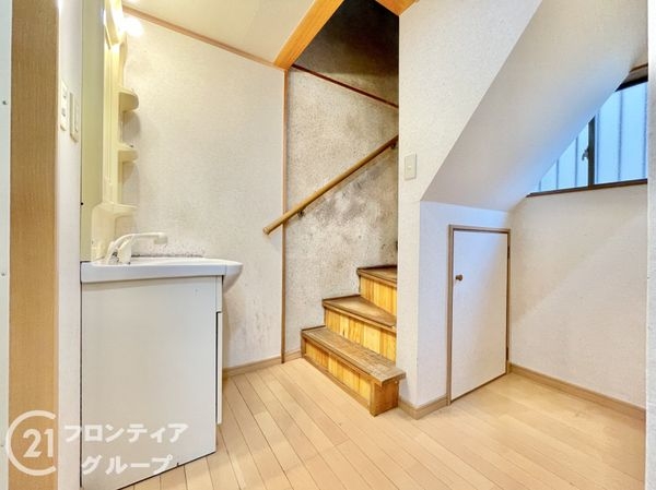 京都市伏見区淀際目町の中古一戸建て