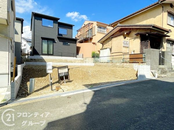 八幡市橋本栗ケ谷　新築一戸建て　１期　１号棟