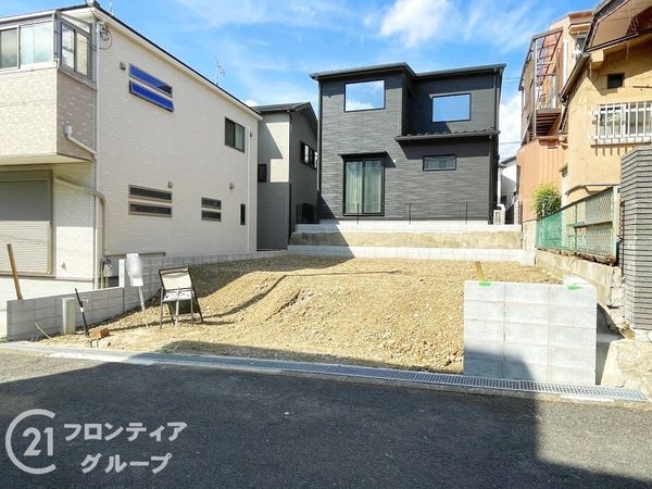 八幡市橋本栗ケ谷　新築一戸建て　１期　１号棟