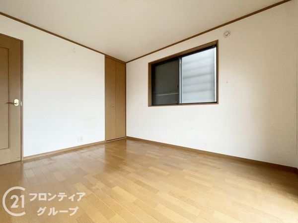 京都市南区久世築山町の中古一戸建て