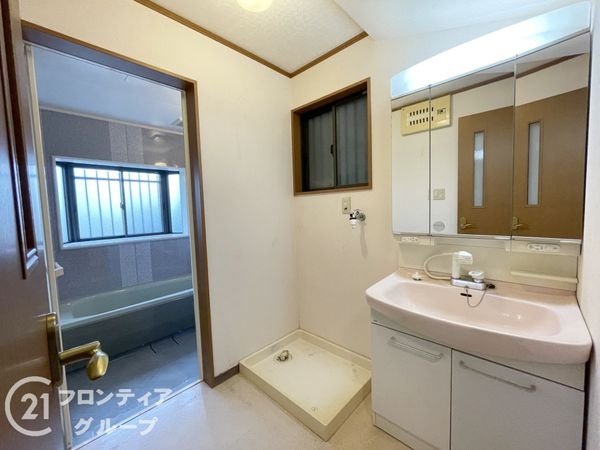 京都市南区久世築山町の中古一戸建て