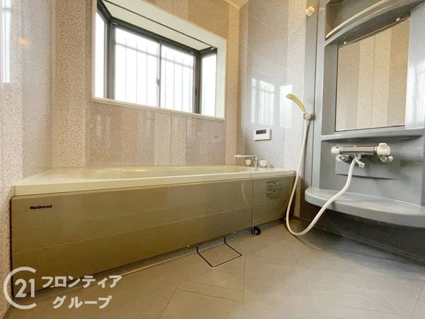 京都市南区久世築山町の中古一戸建て