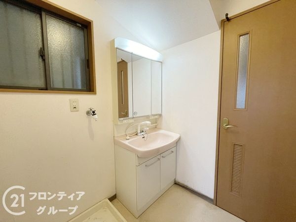 京都市南区久世築山町の中古一戸建て